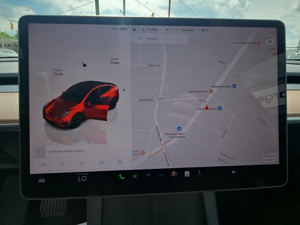 2023 Tesla Model Y view 10