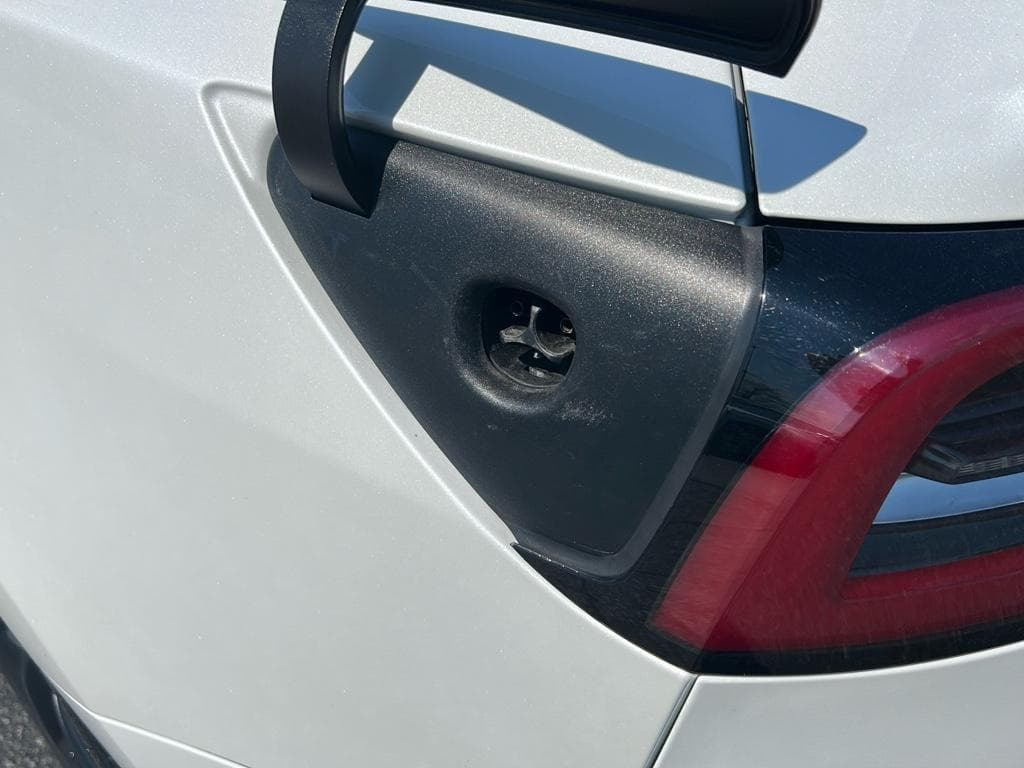 2021 Tesla Model 3 view 5