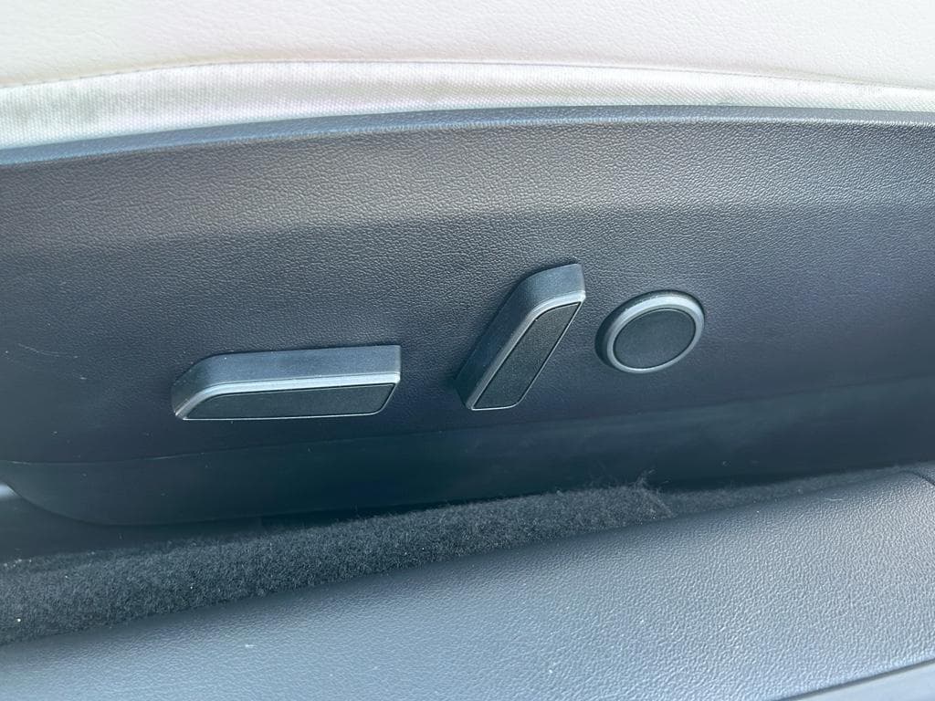 2021 Tesla Model 3 view 7