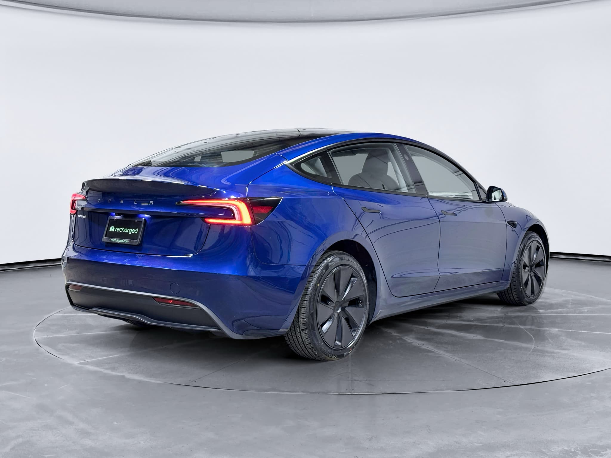 2025 Tesla Model 3 view 3