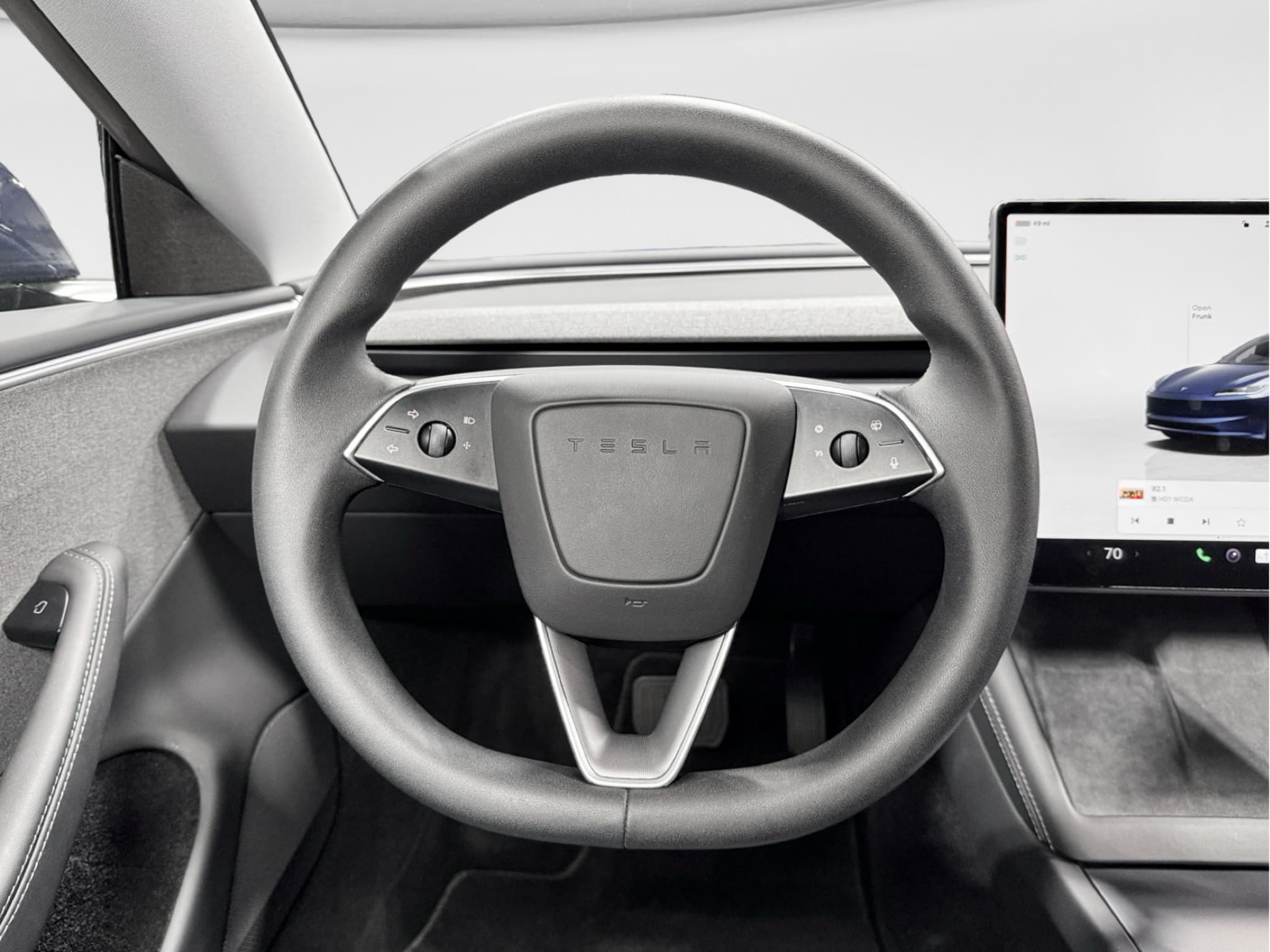 2025 Tesla Model 3 view 8