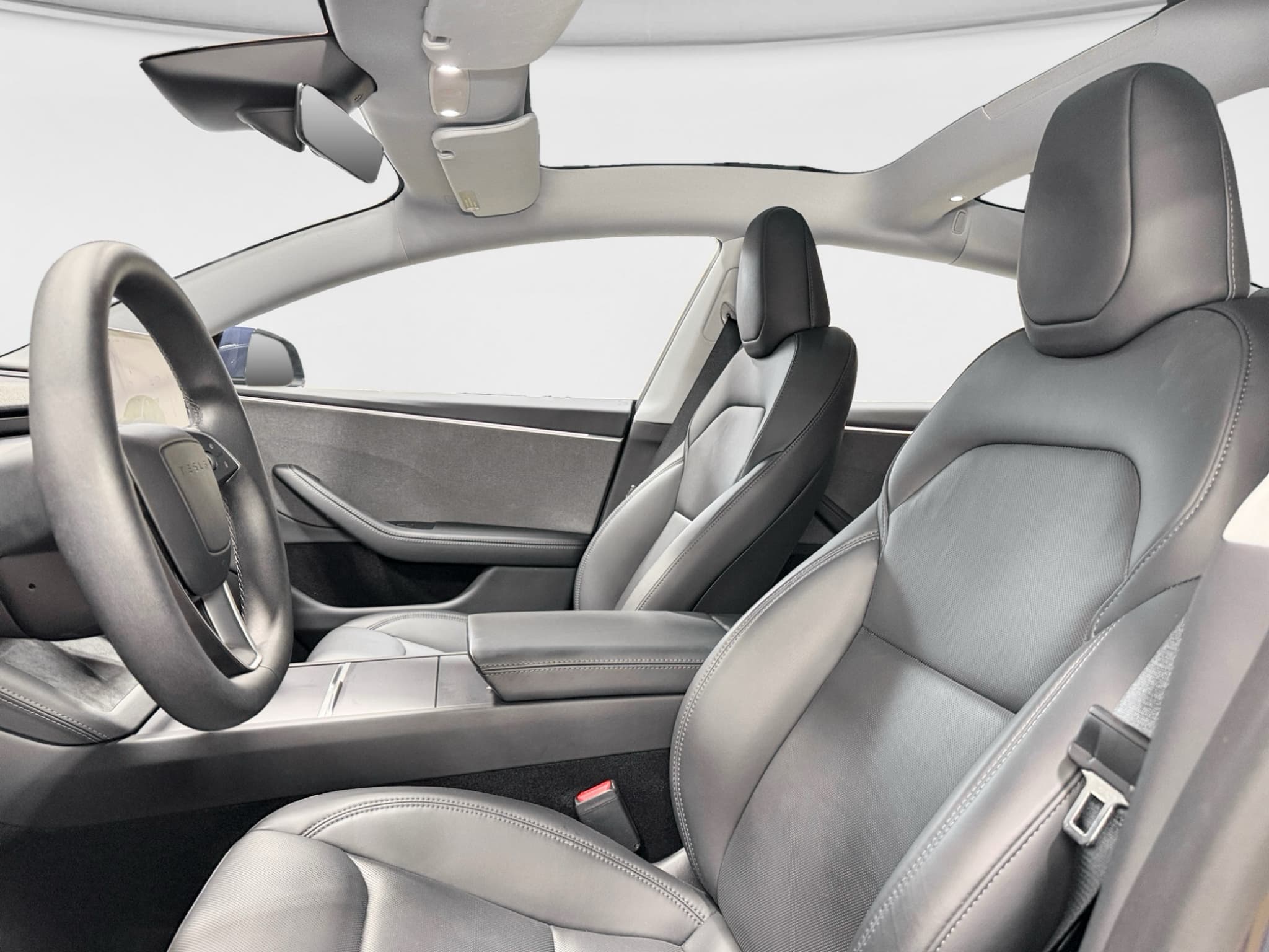 2025 Tesla Model 3 view 16