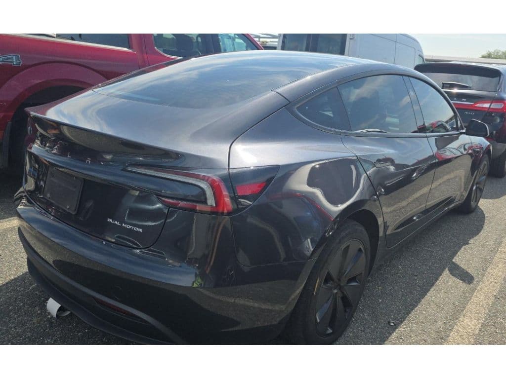 2025 Tesla Model 3 view 3