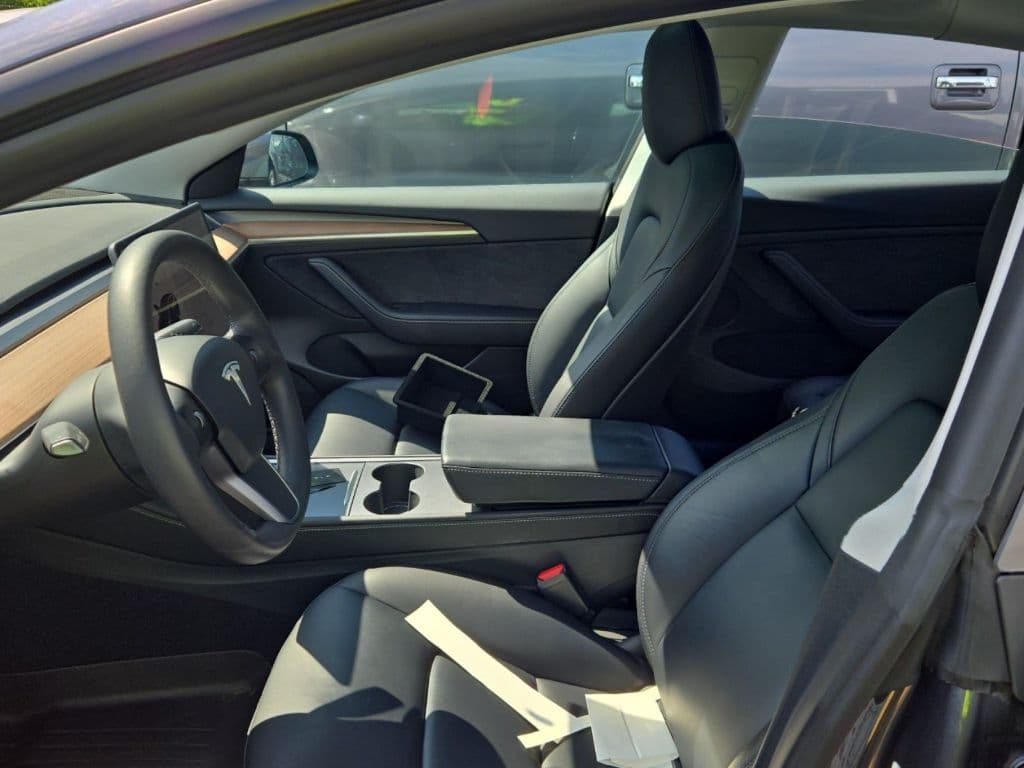 2021 Tesla Model 3 view 5