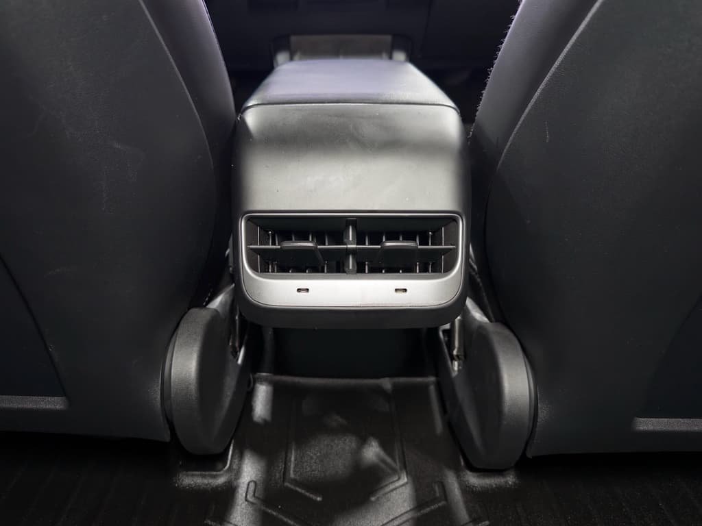 2021 Tesla Model 3 view 20