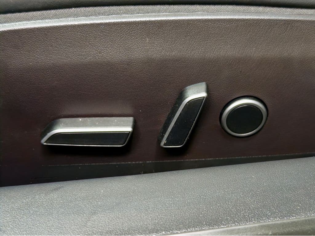 2021 Tesla Model 3 view 7