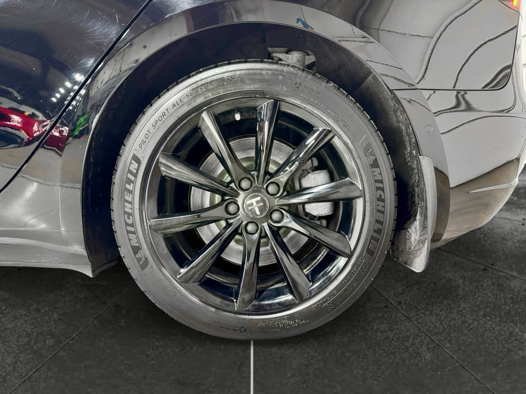 2021 Tesla Model 3 view 32