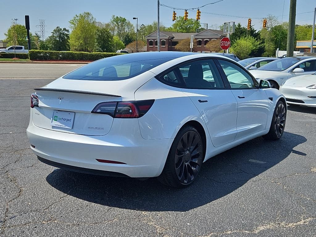 2021 Tesla Model 3 view 3