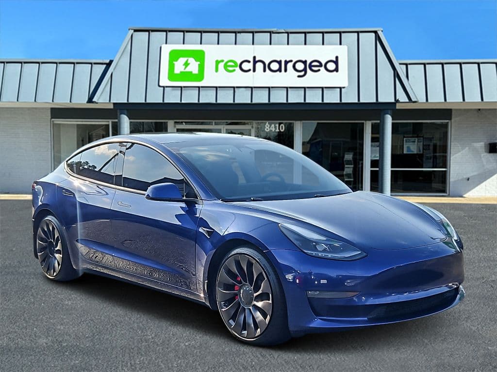 2021 Tesla Model 3 view 4