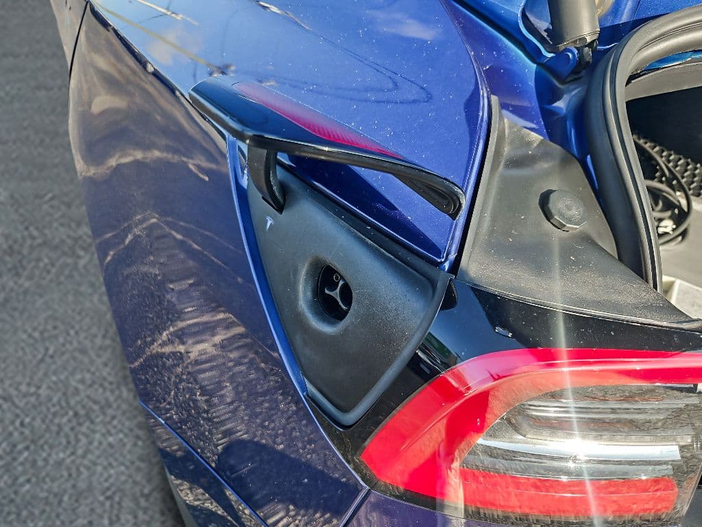 2021 Tesla Model 3 view 5