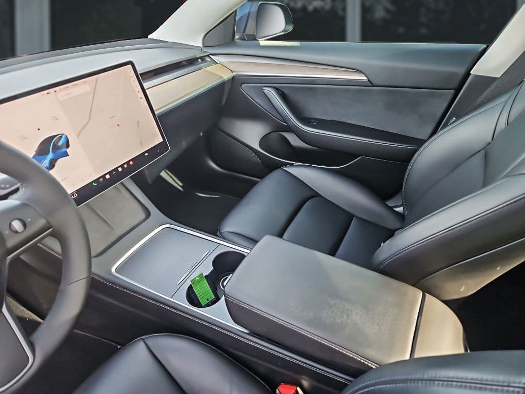 2021 Tesla Model 3 view 15