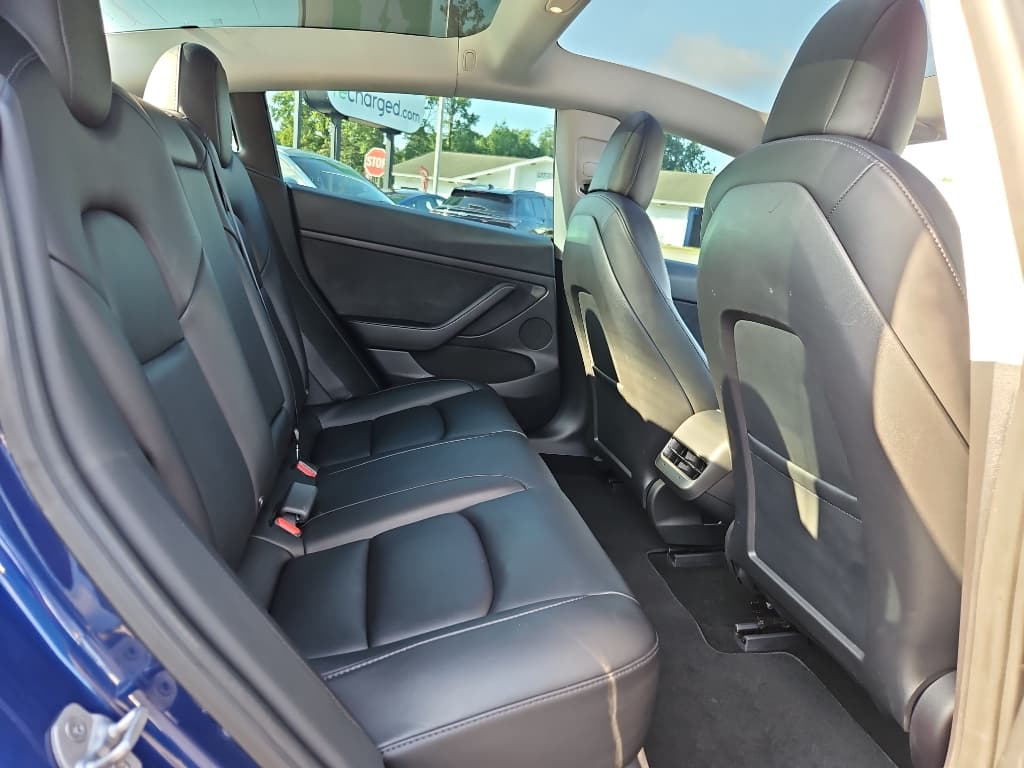 2021 Tesla Model 3 view 18