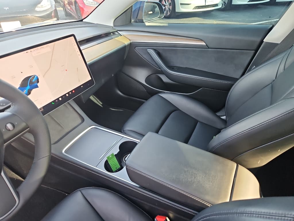 2021 Tesla Model 3 view 15