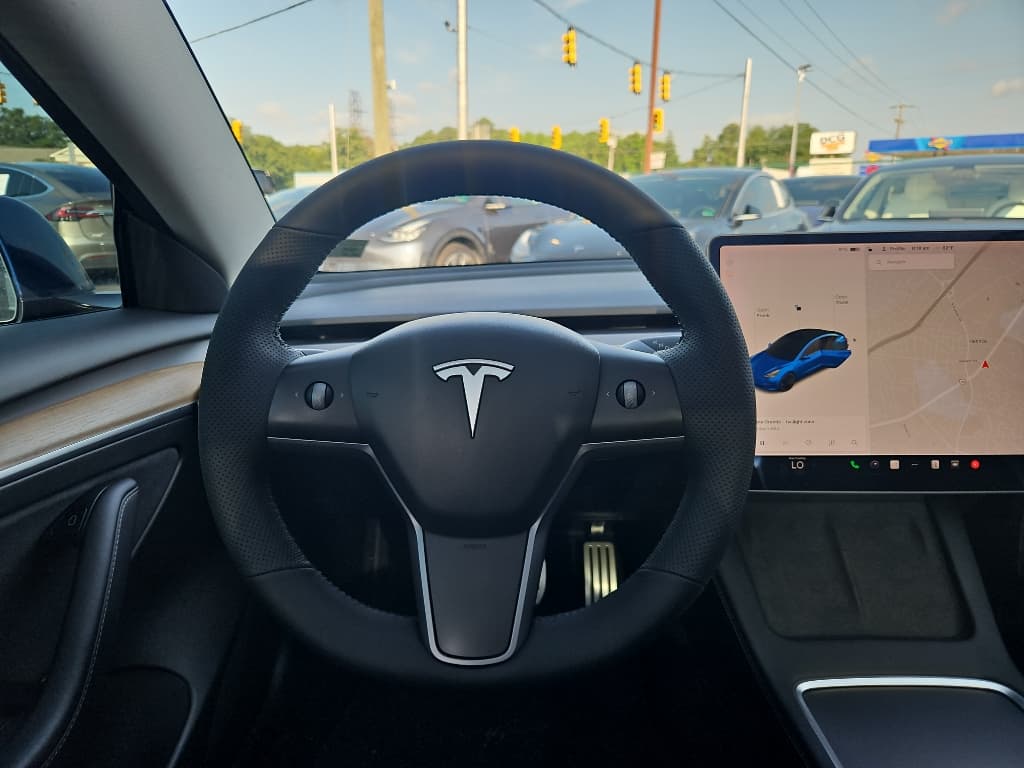 2021 Tesla Model 3 view 8