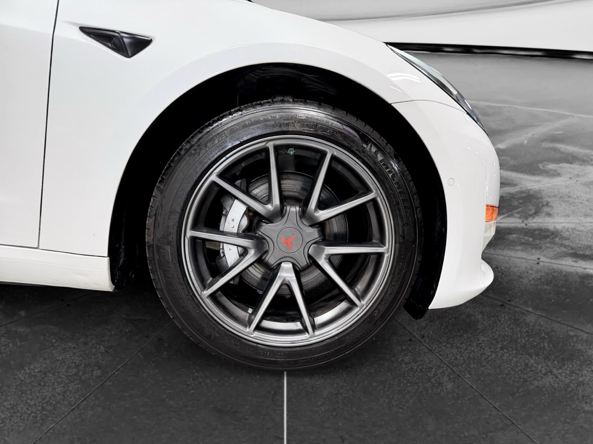 2021 Tesla Model 3 view 35