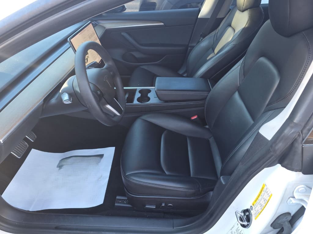 2021 Tesla Model 3 view 5