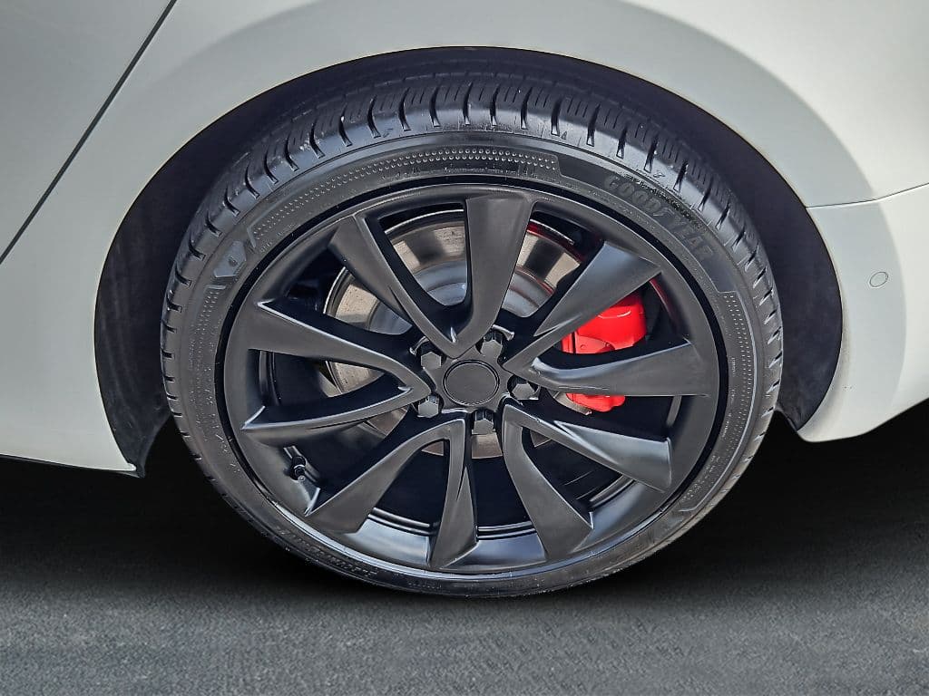 2021 Tesla Model 3 view 26