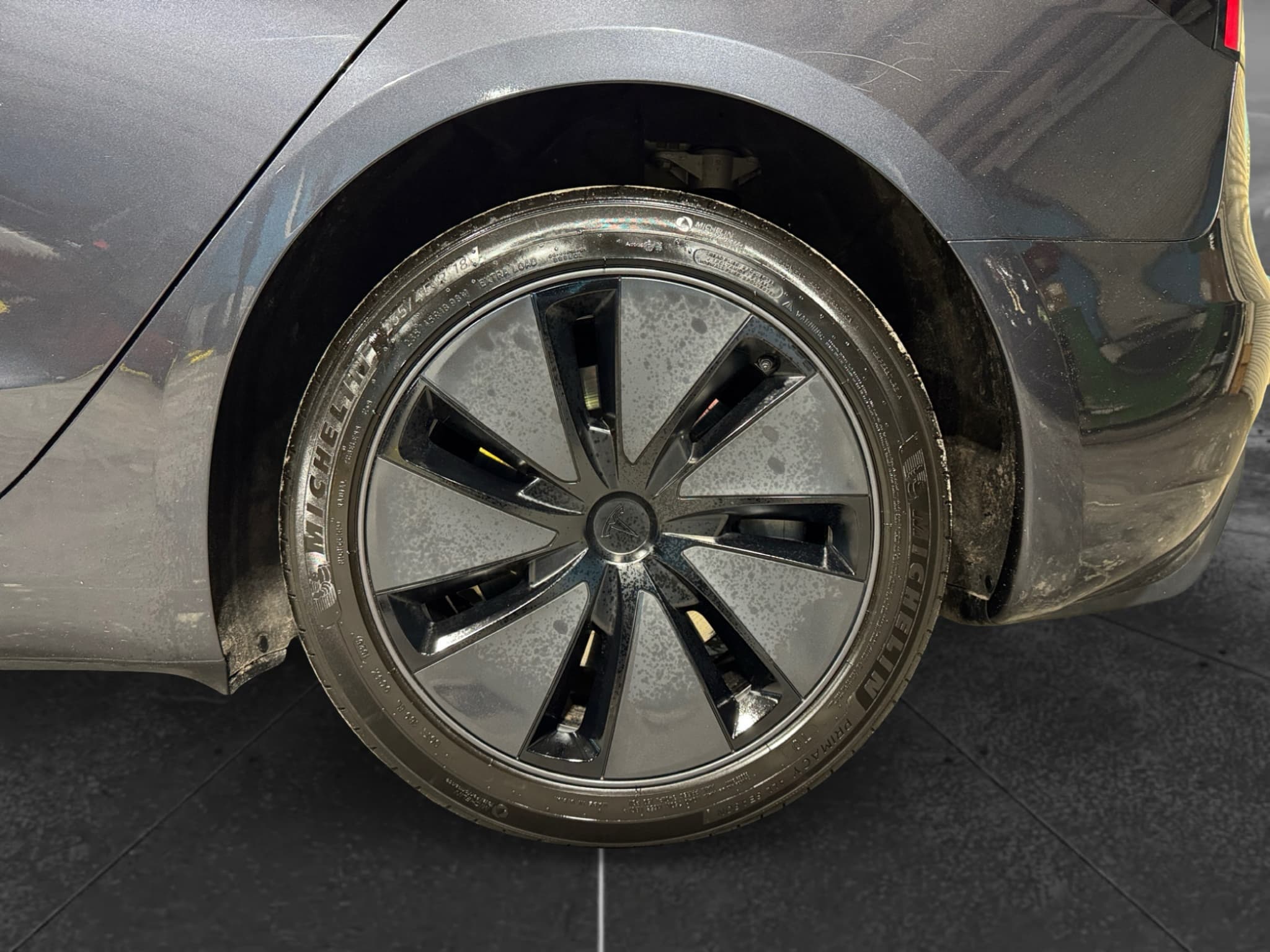 2025 Tesla Model 3 view 33