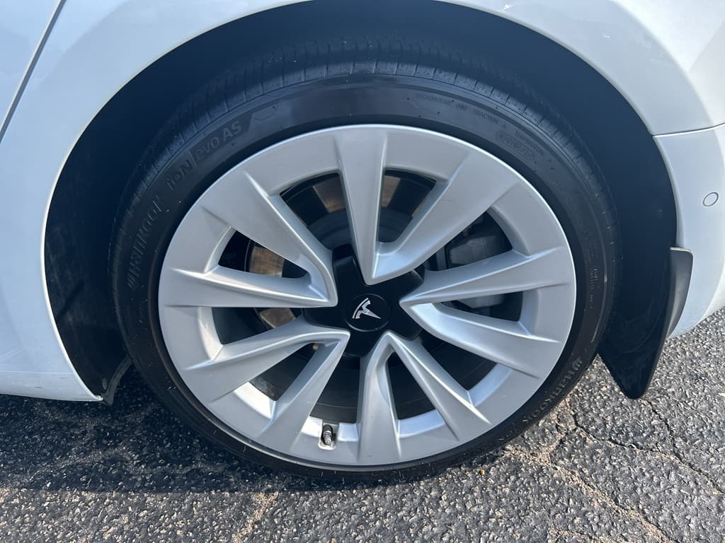 2021 Tesla Model 3 view 22