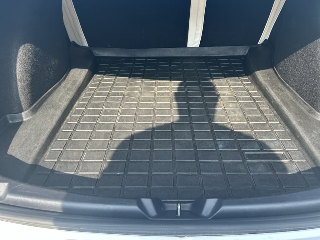 2021 Tesla Model 3 view 17