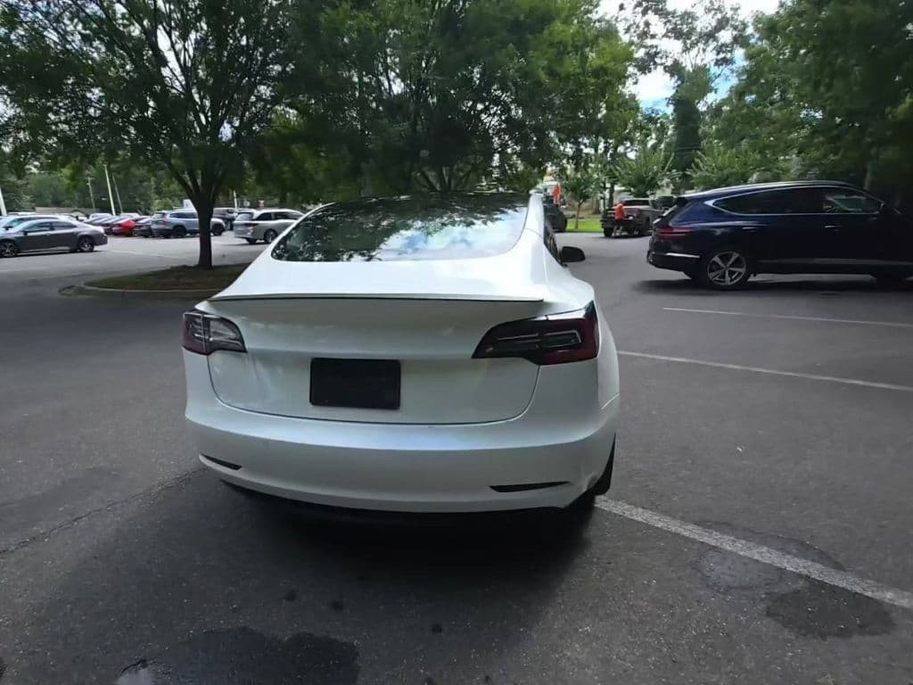 2021 Tesla Model 3 view 3
