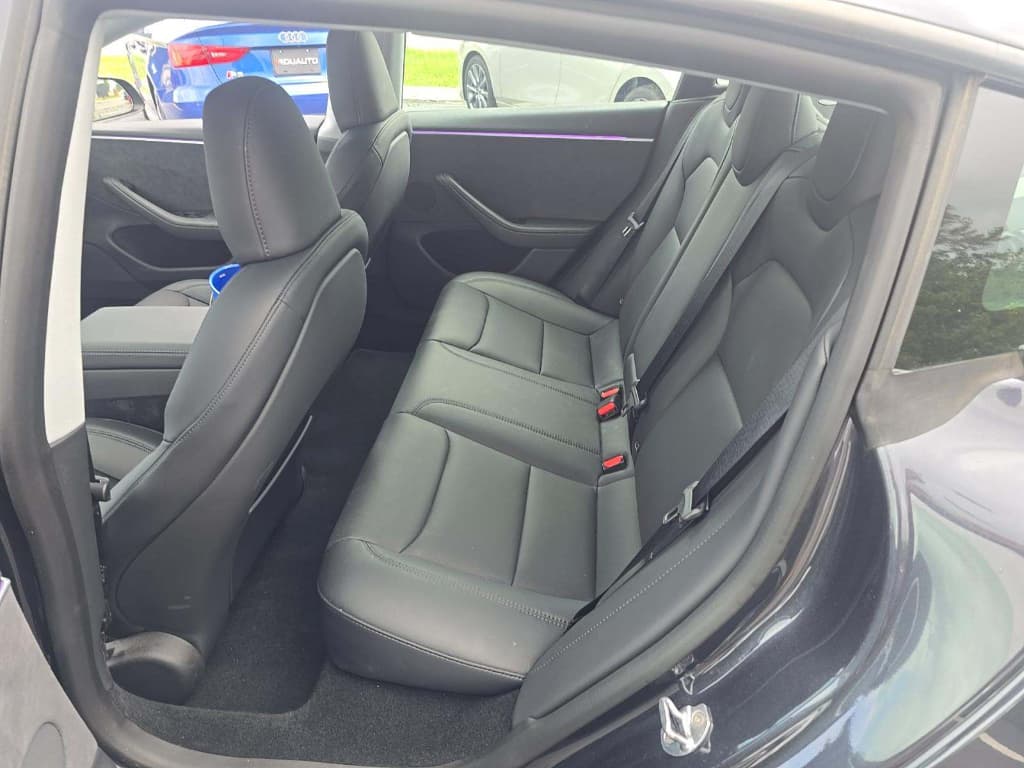 2025 Tesla Model 3 view 6