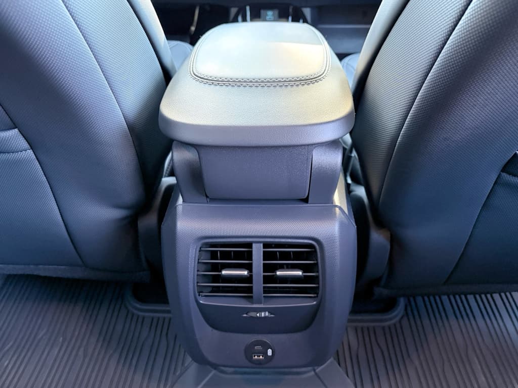 2024 Ford Mustang Mach-E view 21