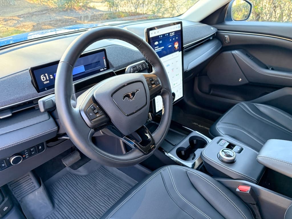 2024 Ford Mustang Mach-E view 18