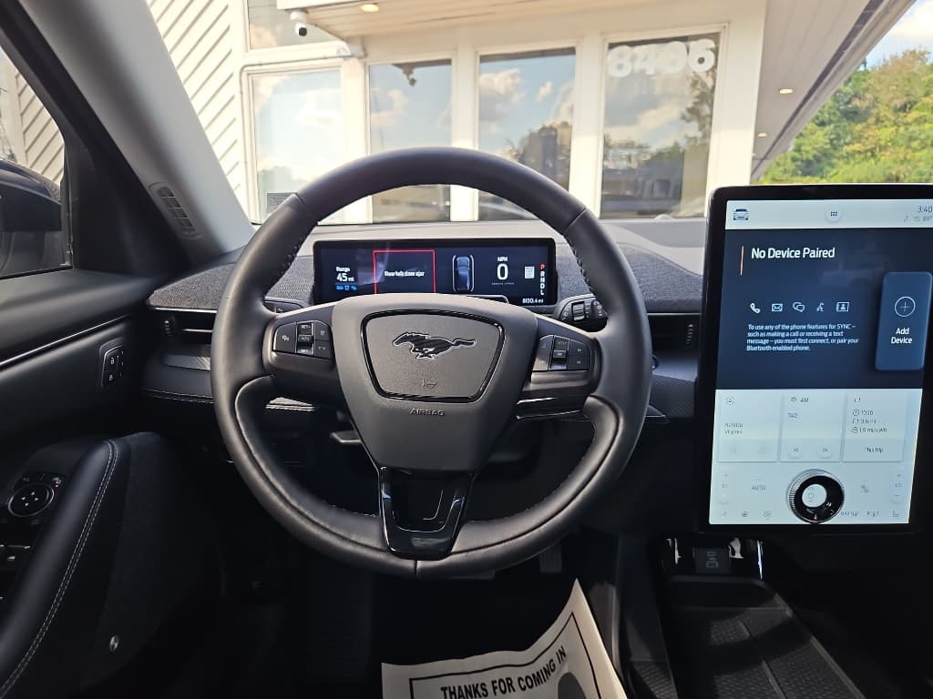 2021 Ford Mustang Mach-E view 8