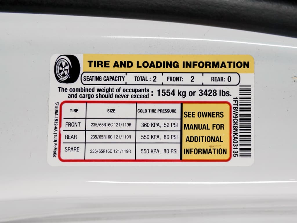 2022 Ford E-Transit view 25