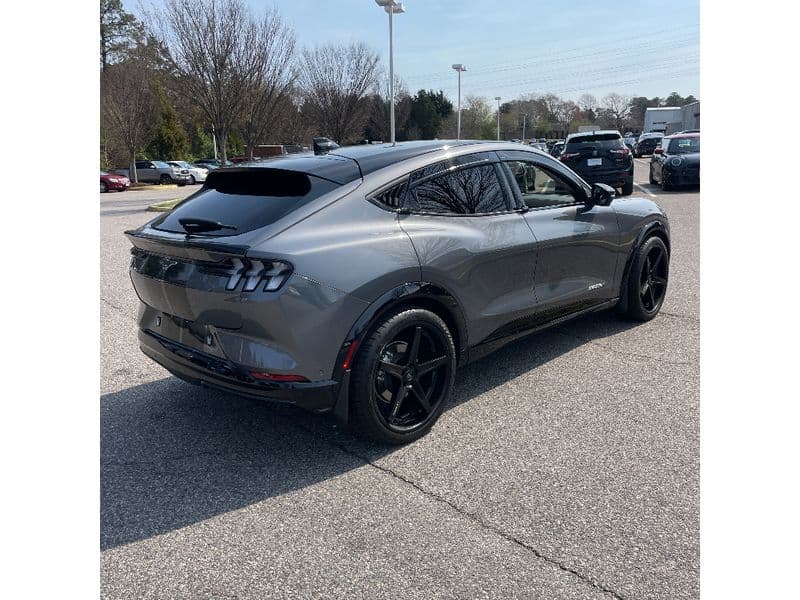 2023 Ford Mustang Mach-E view 3