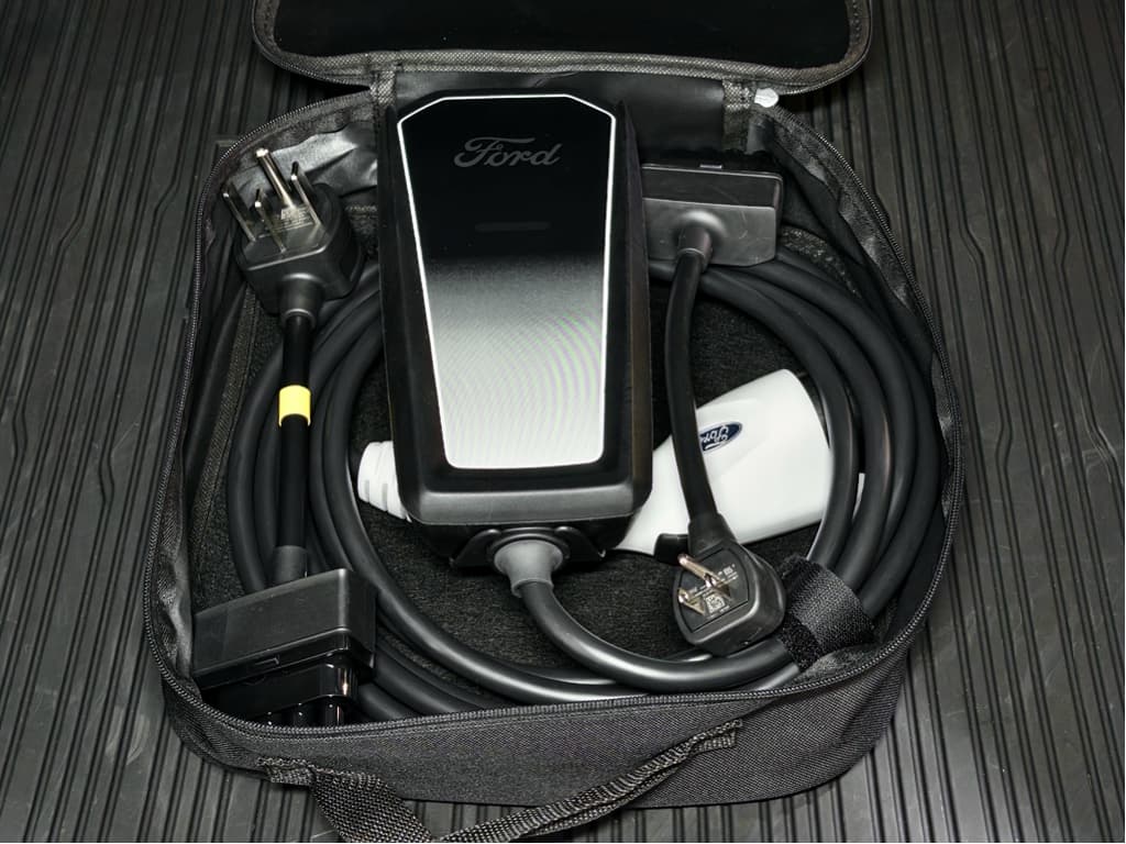 2023 Ford Mustang Mach-E view 6