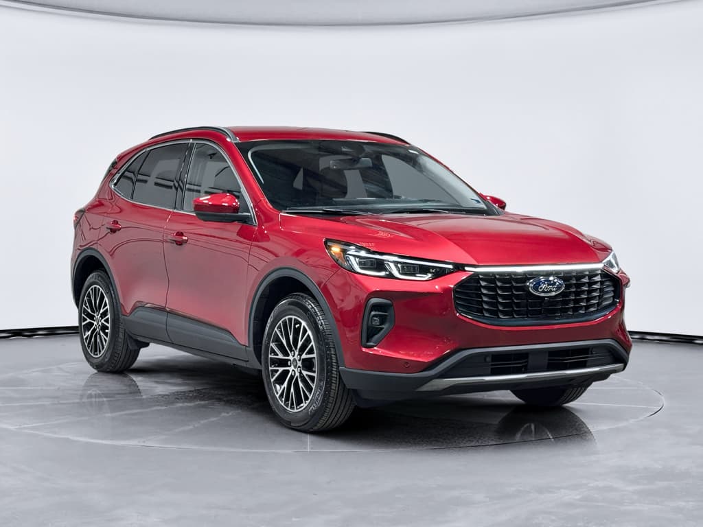 2025 Ford Escape view 4