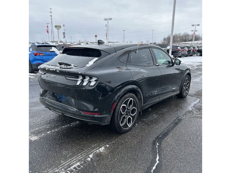 2024 Ford Mustang Mach-E view 3