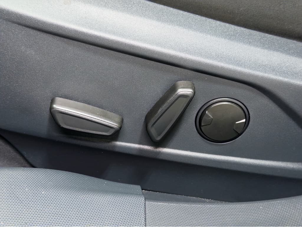 2024 Ford Mustang Mach-E view 6