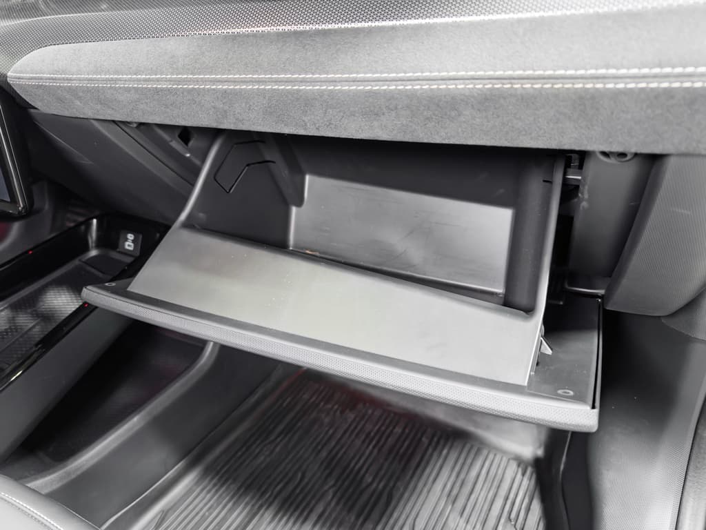 2024 Ford Mustang Mach-E view 20