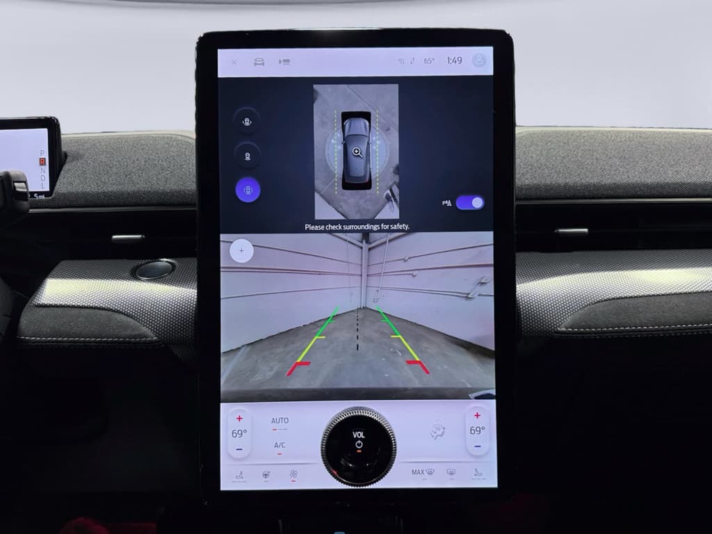 2024 Ford Mustang Mach-E view 15