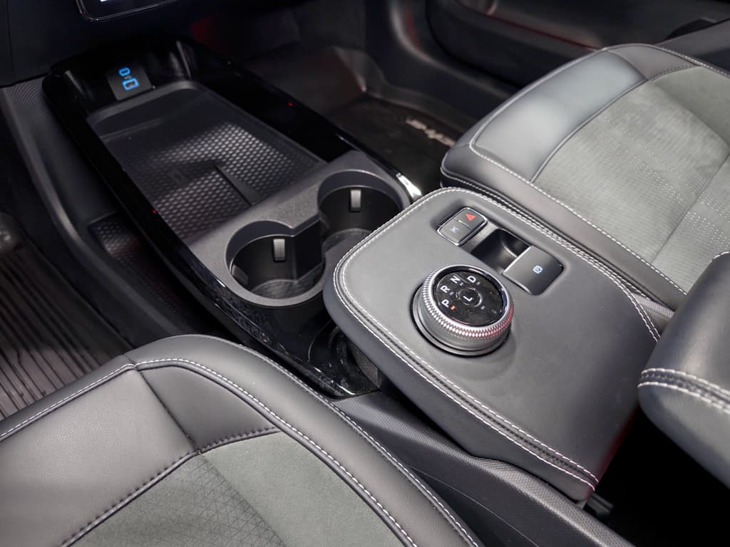 2024 Ford Mustang Mach-E view 19