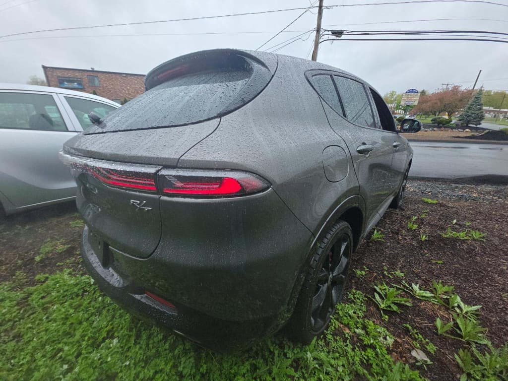 2024 Dodge Hornet view 3