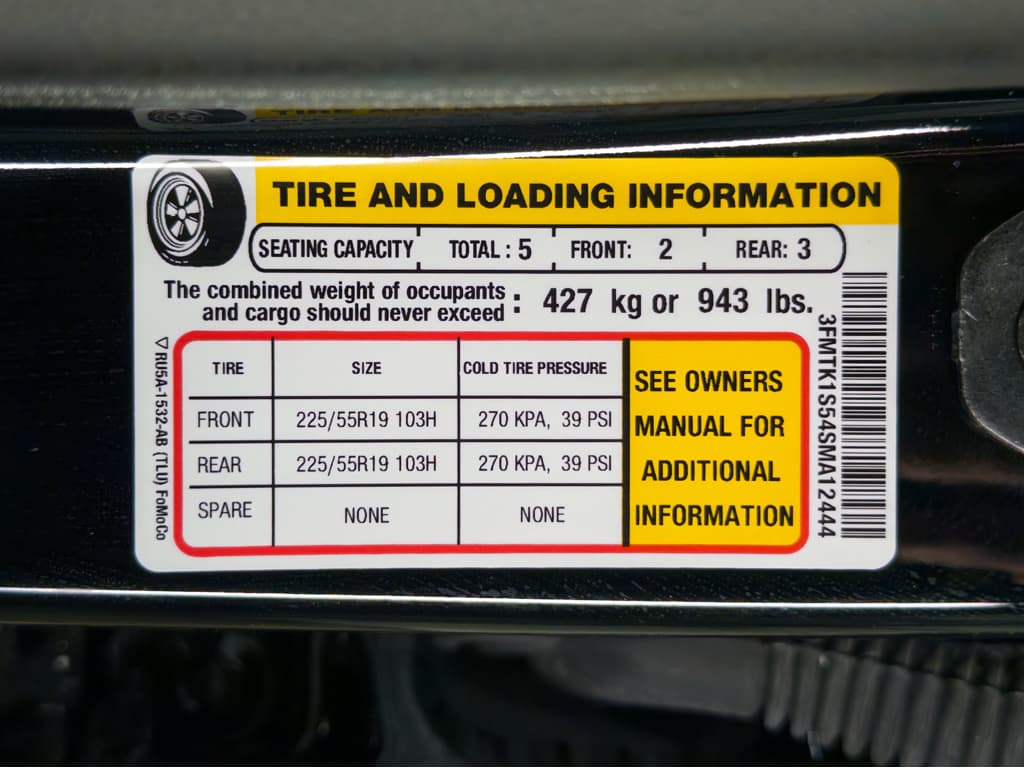 2025 Ford Mustang Mach-E view 30