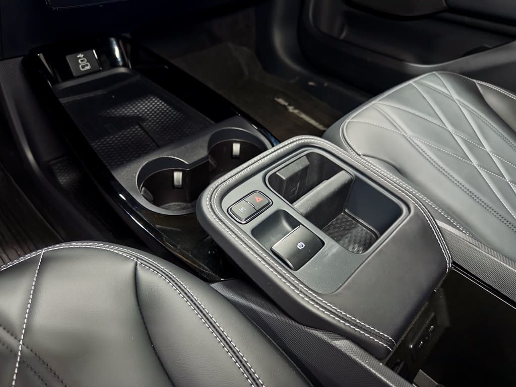 2025 Ford Mustang Mach-E view 19