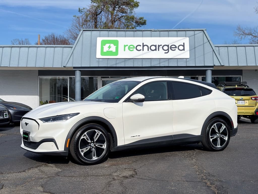 2022 Ford Mustang Mach-E Select AWD's photo