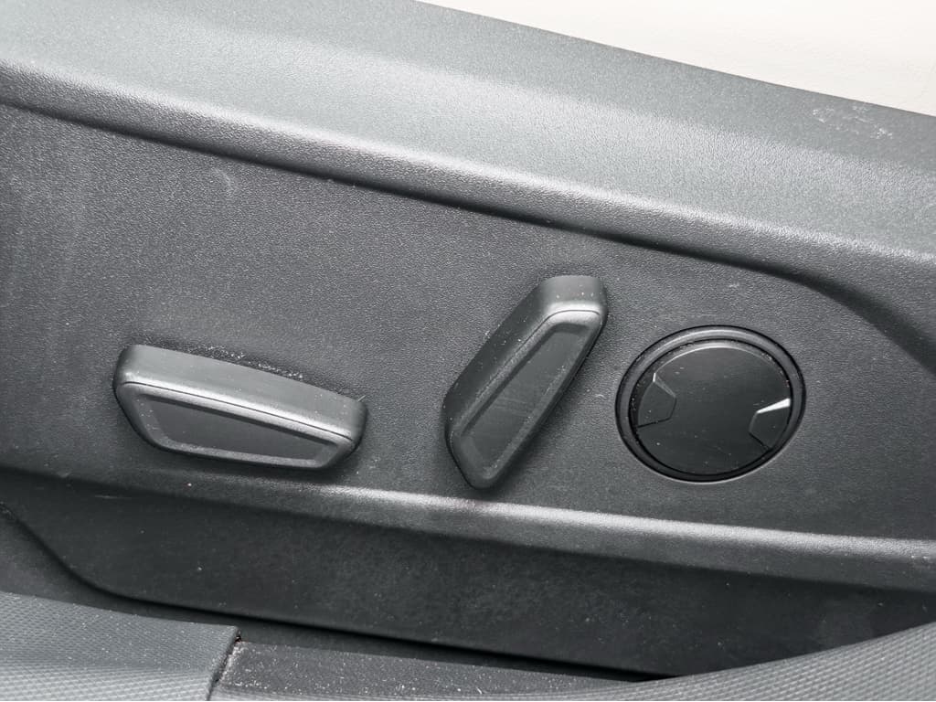 2023 Ford Mustang Mach-E view 7