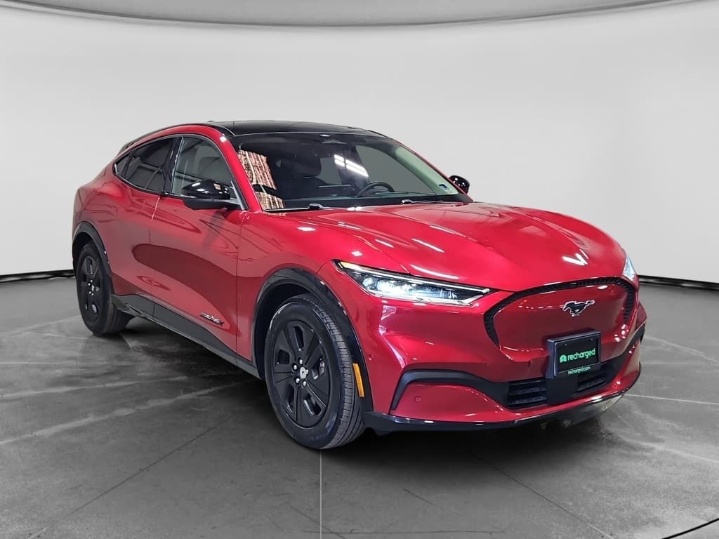 2023 Ford Mustang Mach-E view 4