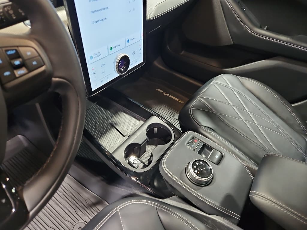 2023 Ford Mustang Mach-E view 16