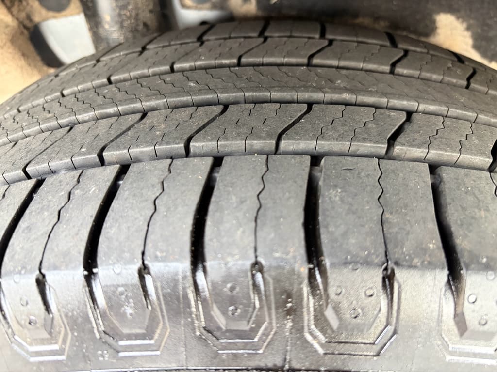 2022 Ford Escape Hybrid view 31