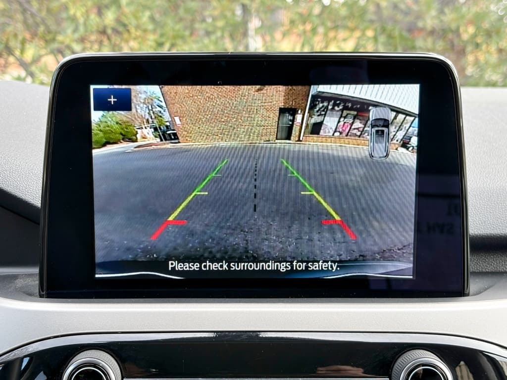 2022 Ford Escape Hybrid view 13