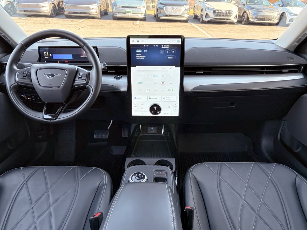 2022 Ford Mustang Mach-E view 17