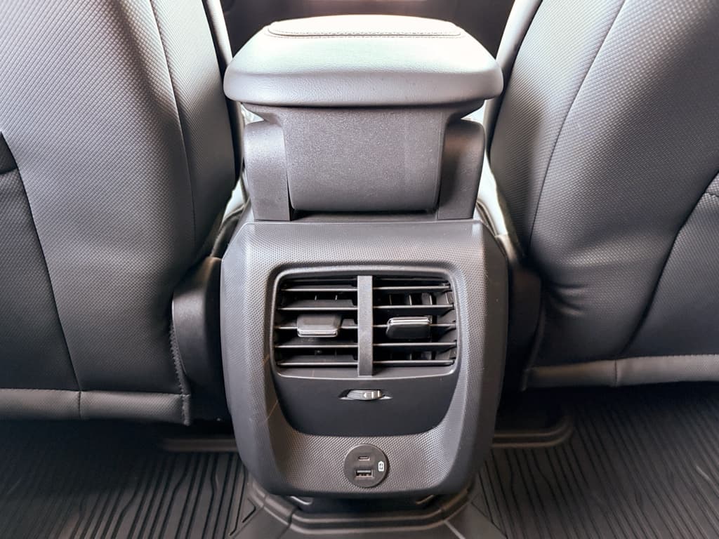 2022 Ford Mustang Mach-E view 22