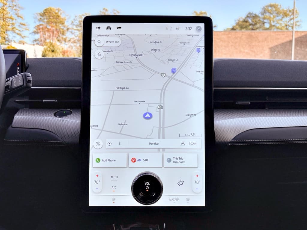 2022 Ford Mustang Mach-E view 11